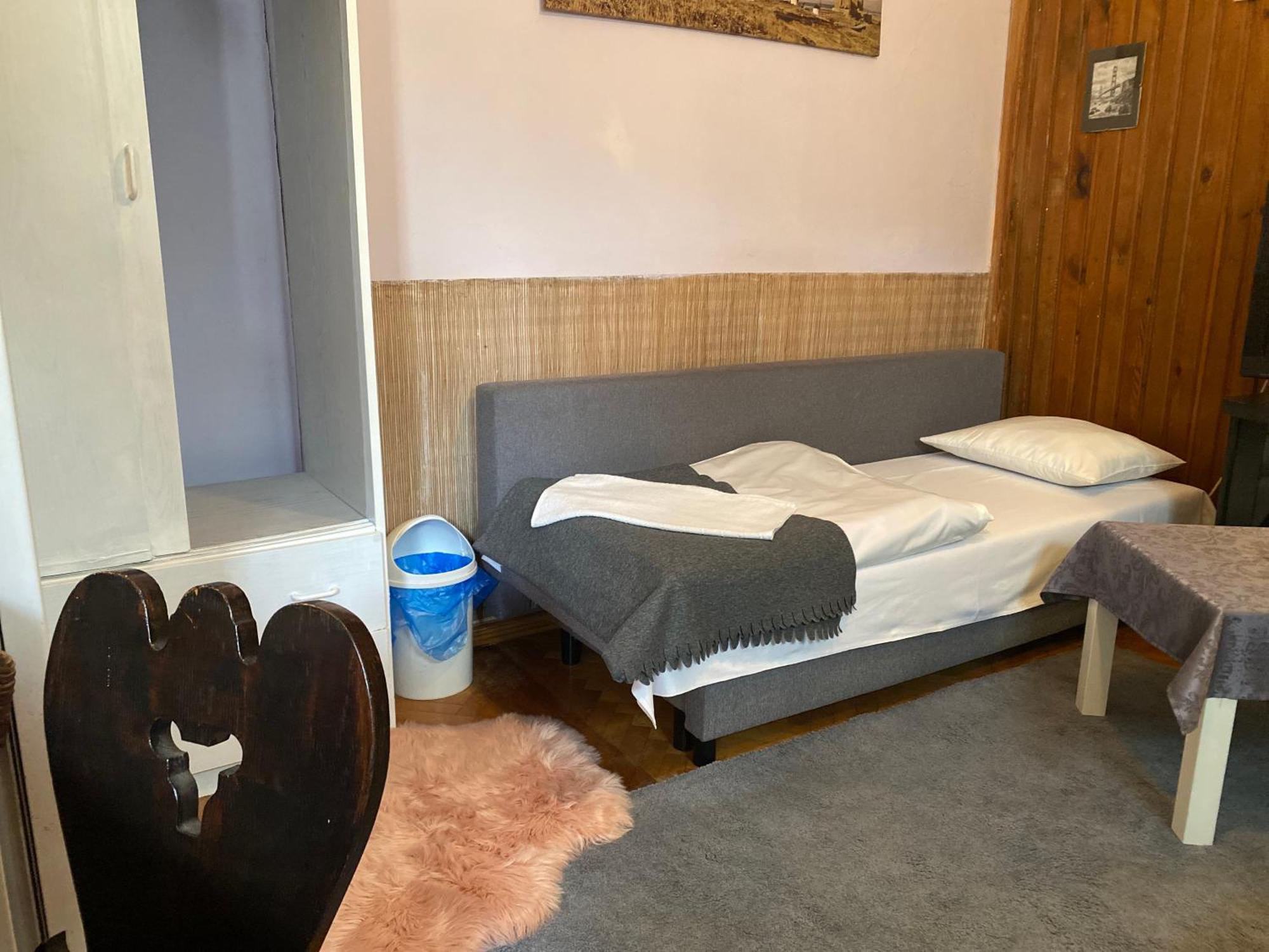 Kwatery Prywatne Hotelik Барчево Екстер'єр фото